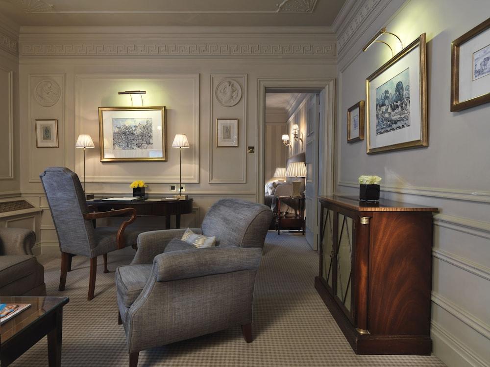 ホテル ザ ゲームバード ロンドン エクステリア 写真 A suite at the hotel