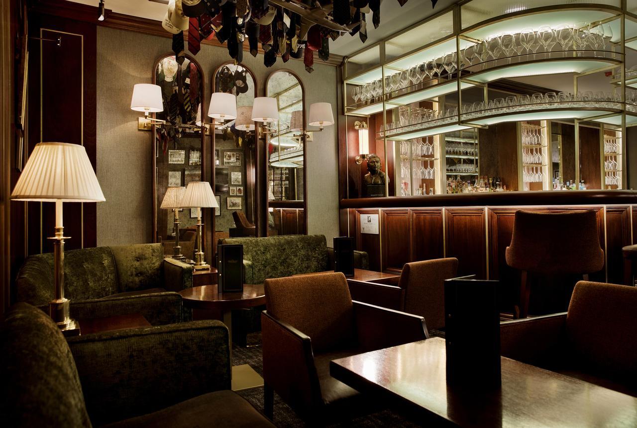 ホテル ザ ゲームバード ロンドン エクステリア 写真 Interior of the bar